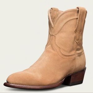 Tecovas Lucy Boot in Sand Suede